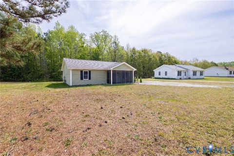 Tiny photo for 460 Horseshoe Road, Jarratt, VA 23867 (MLS # 2609503)