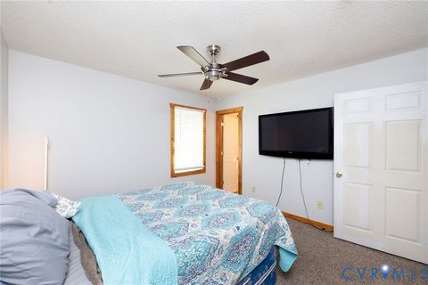 Tiny photo for 460 Horseshoe Road, Jarratt, VA 23867 (MLS # 2609503)