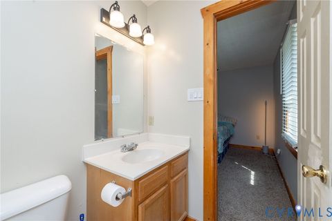 Tiny photo for 460 Horseshoe Road, Jarratt, VA 23867 (MLS # 2609503)