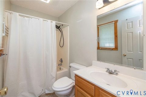 Tiny photo for 460 Horseshoe Road, Jarratt, VA 23867 (MLS # 2609503)