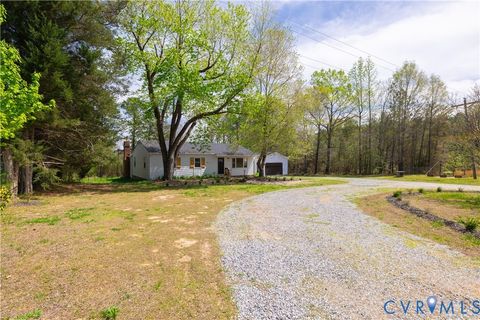 Tiny photo for 5521 Richmond Road, Amelia Courthouse, VA 23002 (MLS # 2602848)