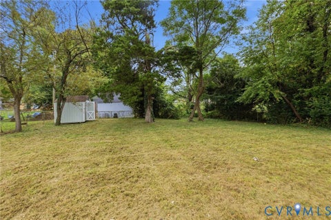 Tiny photo for 5901 Bonneau Road, Richmond, VA 23227 (MLS # 2626576)