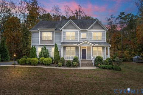 Photo of 14019 Comstock Landing Drive, Chesterfield, VA 23838 (MLS # 2527434)