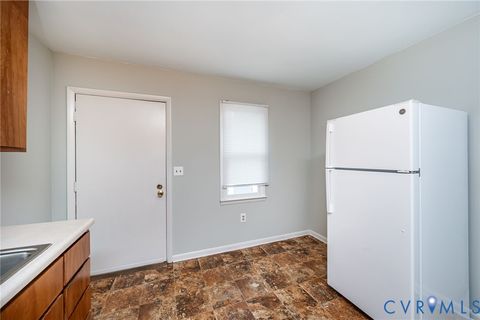 Tiny photo for 609 Carter Street, Petersburg, VA 23803 (MLS # 2527827)