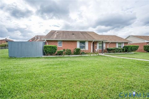 Tiny photo for 609 Carter Street, Petersburg, VA 23803 (MLS # 2527827)