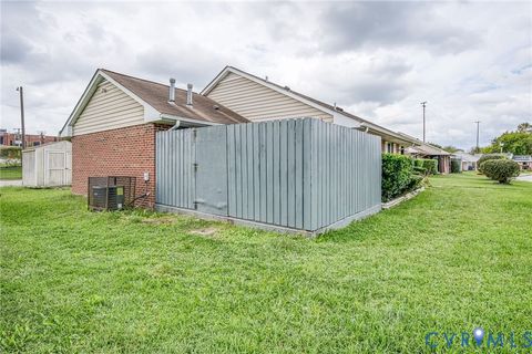 Tiny photo for 609 Carter Street, Petersburg, VA 23803 (MLS # 2527827)