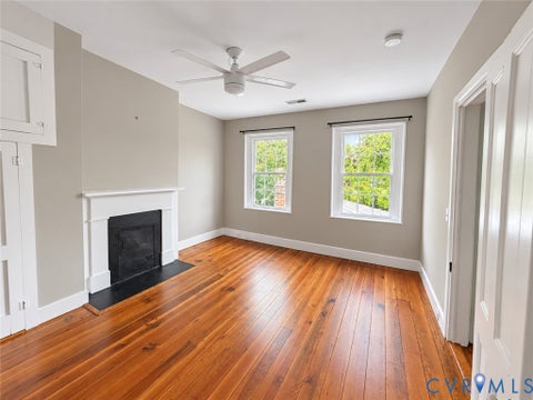 Tiny photo for 315 Grove Avenue, Petersburg, VA 23803 (MLS # 2626660)
