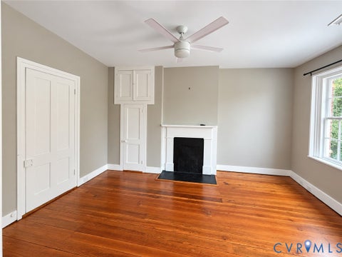 Tiny photo for 315 Grove Avenue, Petersburg, VA 23803 (MLS # 2626660)