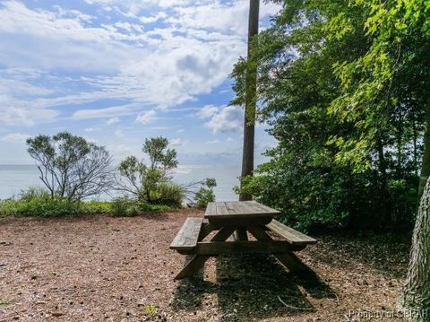 A home in Reedville