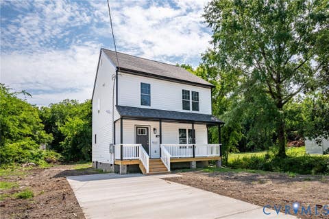 Tiny photo for 425 BYRNE Street, Petersburg, VA 23803 (MLS # 2620930)