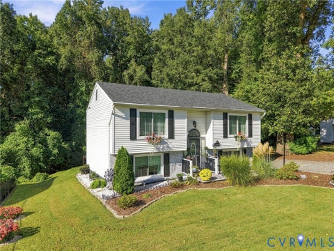 Tiny photo for 1725 Debbie Lane, Richmond, VA 23222 (MLS # 2626158)