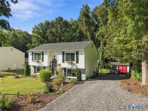 Tiny photo for 1725 Debbie Lane, Richmond, VA 23222 (MLS # 2626158)