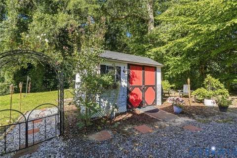 Tiny photo for 1725 Debbie Lane, Richmond, VA 23222 (MLS # 2626158)