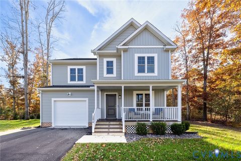 Photo of 12019 Corte Castle Road, Chesterfield, VA 23838 (MLS # 2530212)