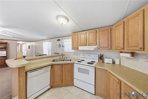 Tiny photo for 517 Crittenden Road, Deltaville, VA 23043 (MLS # 2617468)