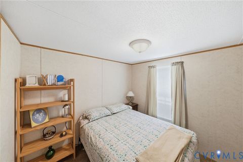 Tiny photo for 517 Crittenden Road, Deltaville, VA 23043 (MLS # 2617468)