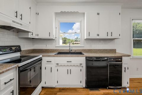 Tiny photo for 11323 Uhrich Lane, North Prince George, VA 23860 (MLS # 2615703)