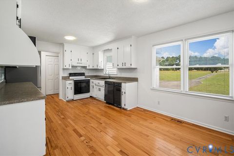 Tiny photo for 11323 Uhrich Lane, North Prince George, VA 23860 (MLS # 2615703)