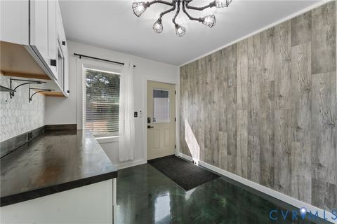 Tiny photo for 2988 George Wash Memorial Highway, Gloucester, VA 23072 (MLS # 2617932)