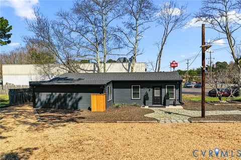 Tiny photo for 2988 George Wash Memorial Highway, Gloucester, VA 23072 (MLS # 2617932)