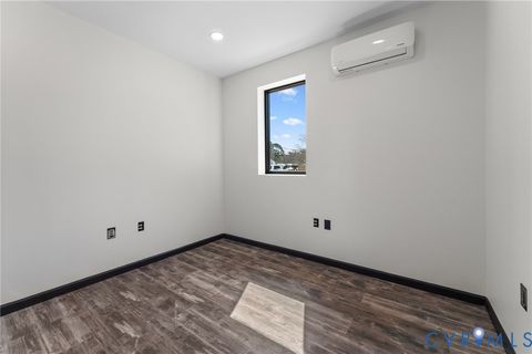 Tiny photo for 2988 George Wash Memorial Highway, Gloucester, VA 23072 (MLS # 2617932)