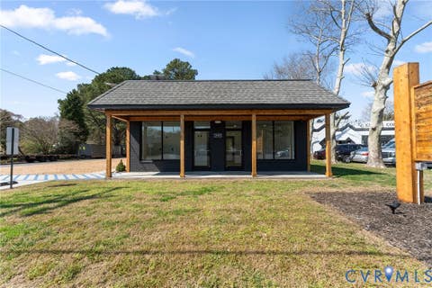 Tiny photo for 2988 George Wash Memorial Highway, Gloucester, VA 23072 (MLS # 2617932)