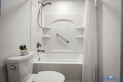 Tiny photo for 2515 Glendale Avenue, Petersburg, VA 23805 (MLS # 2610925)