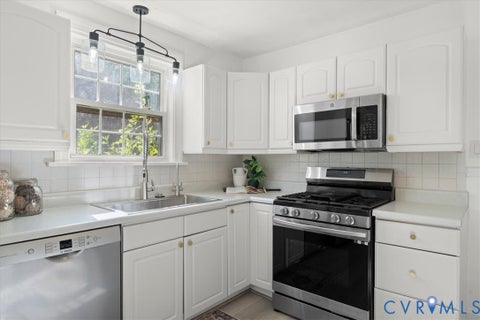 Tiny photo for 3811 Hill Monument Parkway, Richmond, VA 23227 (MLS # 2627331)