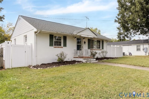 Tiny photo for 332 S 19th Avenue, Hopewell, VA 23860 (MLS # 2627218)