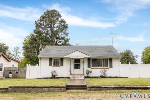 Tiny photo for 332 S 19th Avenue, Hopewell, VA 23860 (MLS # 2627218)