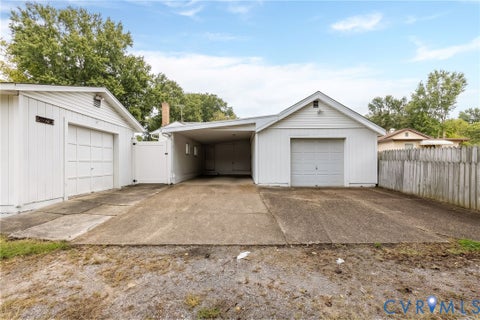 Tiny photo for 332 S 19th Avenue, Hopewell, VA 23860 (MLS # 2627218)