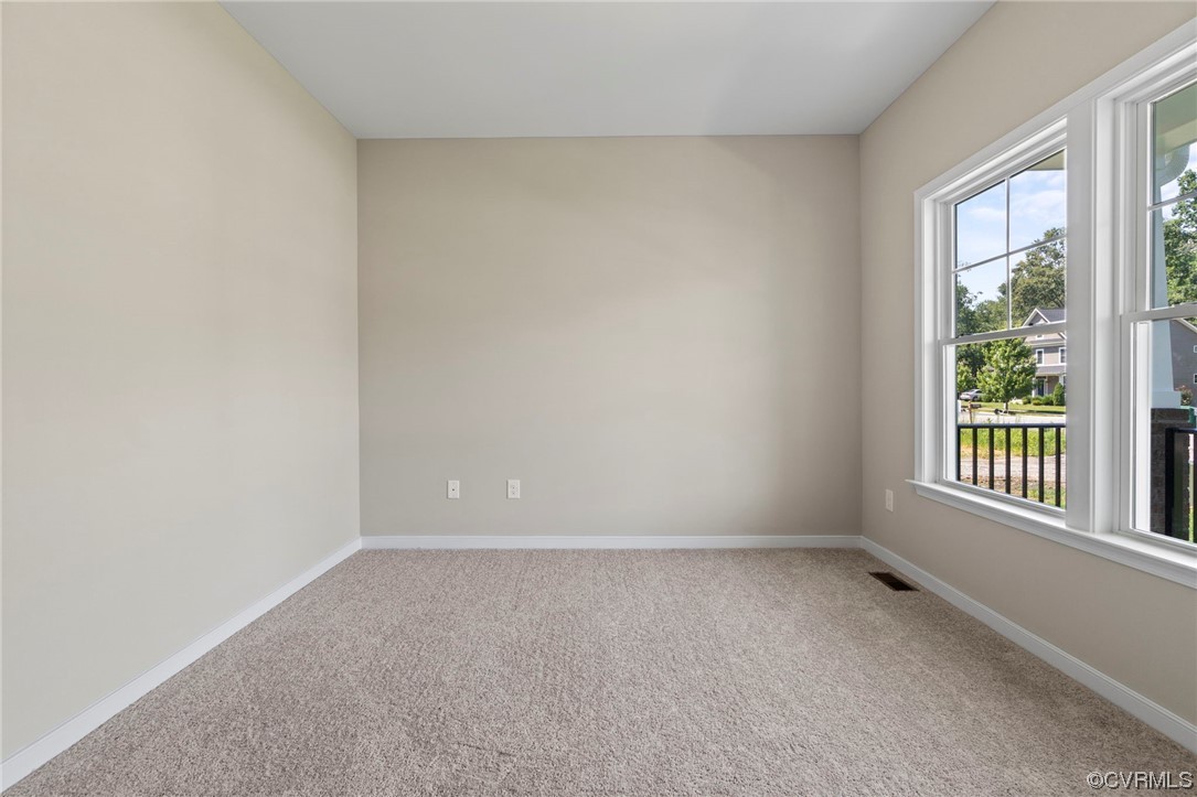 8578 Leanne Lane