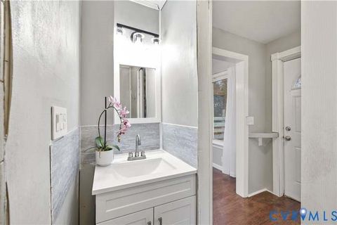Tiny photo for 3021 Grayland AVE Ave, Richmond, VA 23221 (MLS # 2606110)
