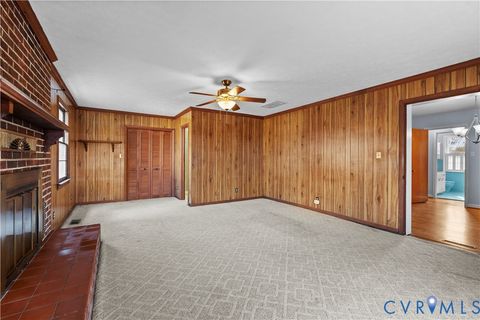 Tiny photo for 702 Charles Avenue, Colonial Heights, VA 23834 (MLS # 2533581)