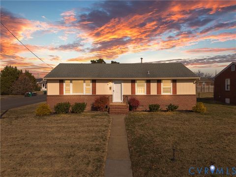 Tiny photo for 702 Charles Avenue, Colonial Heights, VA 23834 (MLS # 2533581)