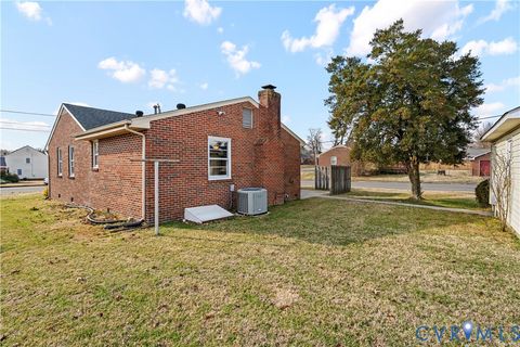Tiny photo for 702 Charles Avenue, Colonial Heights, VA 23834 (MLS # 2533581)