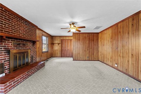Tiny photo for 702 Charles Avenue, Colonial Heights, VA 23834 (MLS # 2533581)