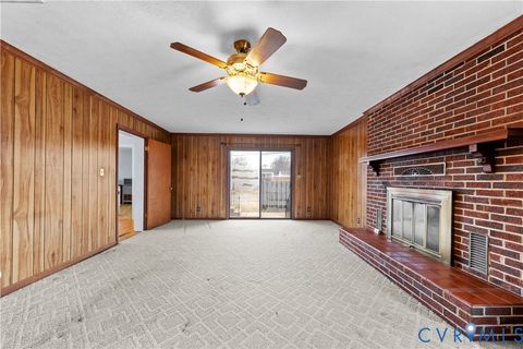 Tiny photo for 702 Charles Avenue, Colonial Heights, VA 23834 (MLS # 2533581)