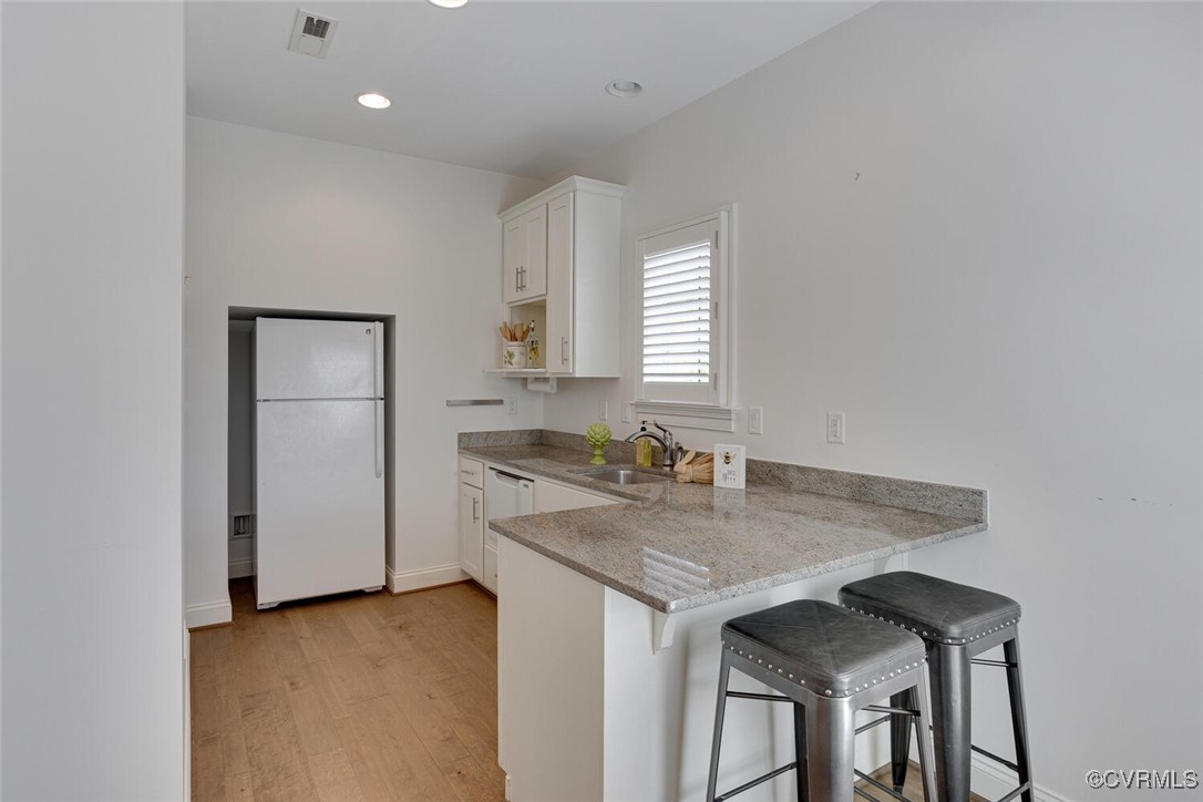 Midlothian, Virginia 23113, United States, 5 Bedrooms Bedrooms, ,5 BathroomsBathrooms,Residential,Pending,115220