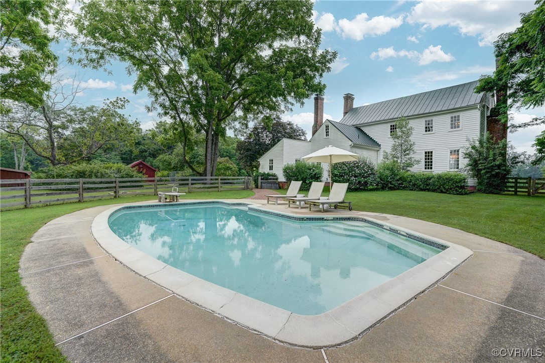 23390 Mt Cloud Road