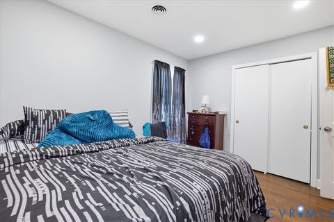 Tiny photo for 911 Augusta Avenue, Petersburg, VA 23803 (MLS # 2609556)