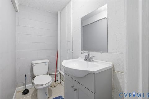 Tiny photo for 911 Augusta Avenue, Petersburg, VA 23803 (MLS # 2609556)