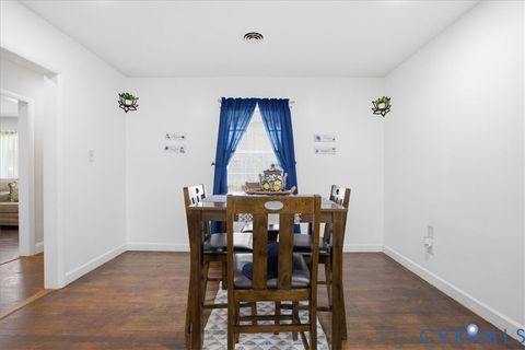 Tiny photo for 911 Augusta Avenue, Petersburg, VA 23803 (MLS # 2609556)