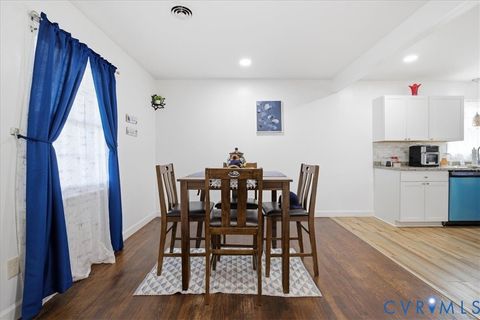 Tiny photo for 911 Augusta Avenue, Petersburg, VA 23803 (MLS # 2609556)
