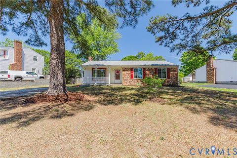 Photo of 7500 Overlook Drive, Mechanicsville, VA 23111 (MLS # 2610402)