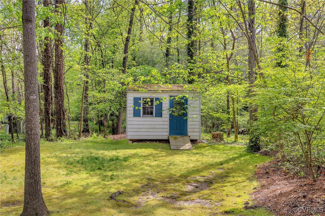 Henrico, Virginia 23238, United States, 5 Bedrooms Bedrooms, ,4 BathroomsBathrooms,Residential,Pending,115013