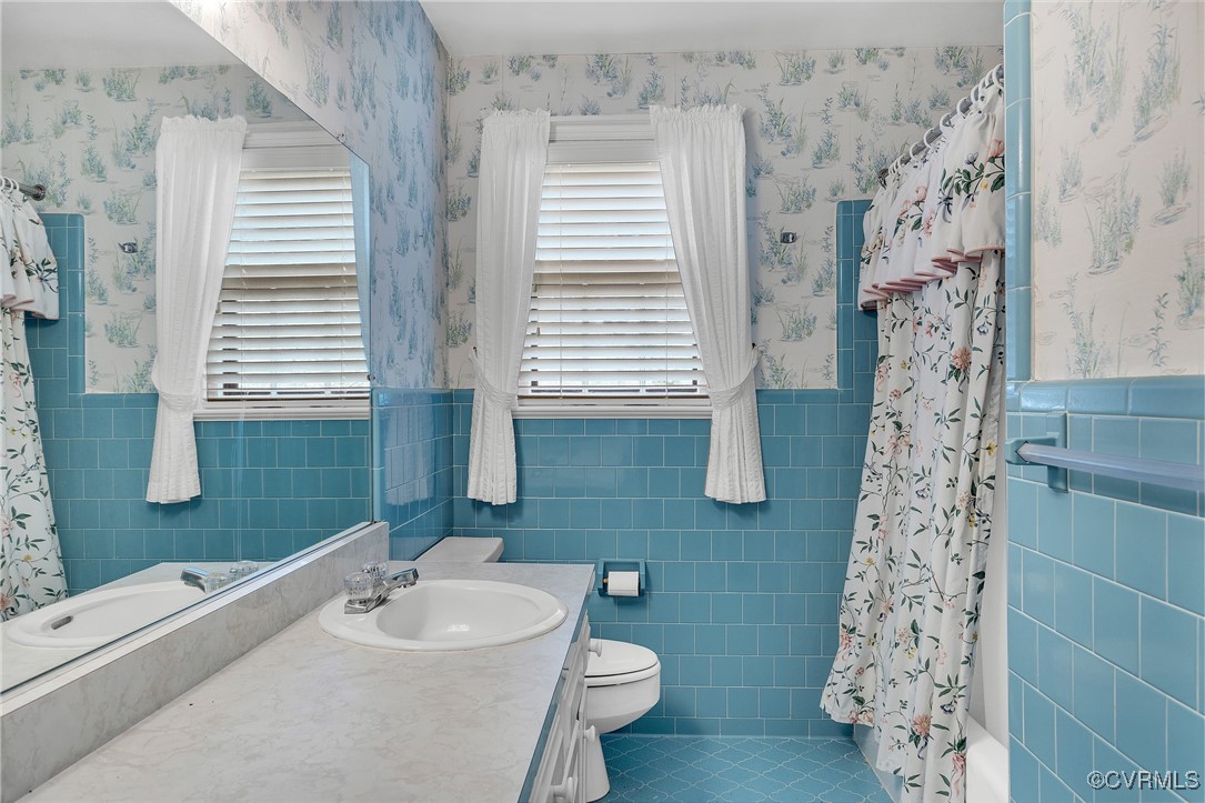 Henrico, Virginia 23238, United States, 5 Bedrooms Bedrooms, ,4 BathroomsBathrooms,Residential,Pending,115013