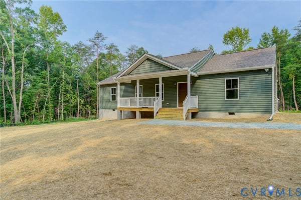 ADDRESS PRIVATE, COLUMBIA, VA 23038 - Image e24f55a3775d8bb6e8c9a199b2e617da/4002499492
