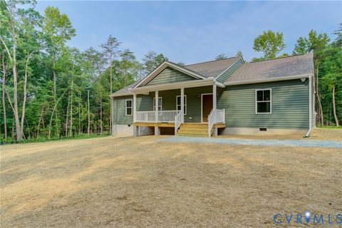 Photo of 4012 Elsie Lane, Columbia, VA 23038 (MLS # 2614418)