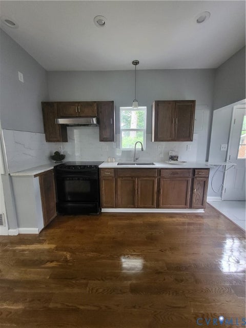 Tiny photo for 107 S 5th Avenue, Hopewell, VA 23860 (MLS # 2625978)